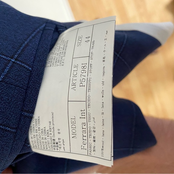 SUITSUPPLY Washington Blue Suit with Vest size 44 great condition - Picture 5 of 7